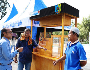 Supports UMKM Empowerment in Batubawa District Tourism Area, INALUM Provides Business Assistance