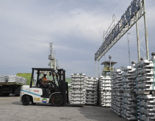 Produk Semakin Kompetitif, INALUM Lakukan Ekspor Perdana 7000 Metric Ton