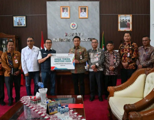 INALUM Salurkan Bantuan Rehabilitasi Gereja Terdampak Banjir di Humbang Hasundutan