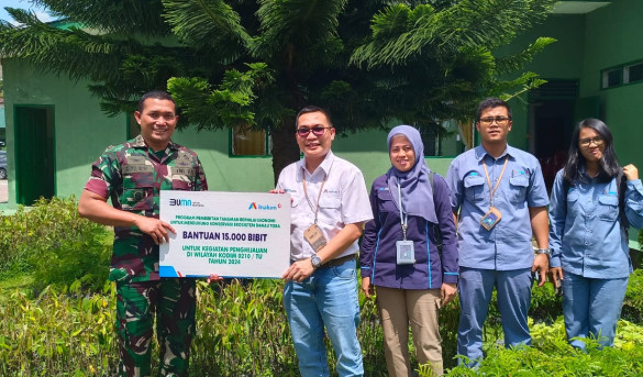 INALUM Memberikan Bantuan 15,000 Bibit Pohon Untuk Mendukung Konservasi Ekosistem Danau Toba