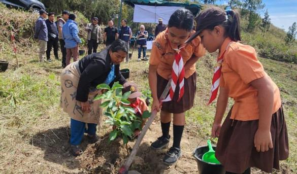 Kolaborasi Inalum dan PJT 1 untuk Konservasi Air, Hutan, dan Masa Depan Danau Toba
